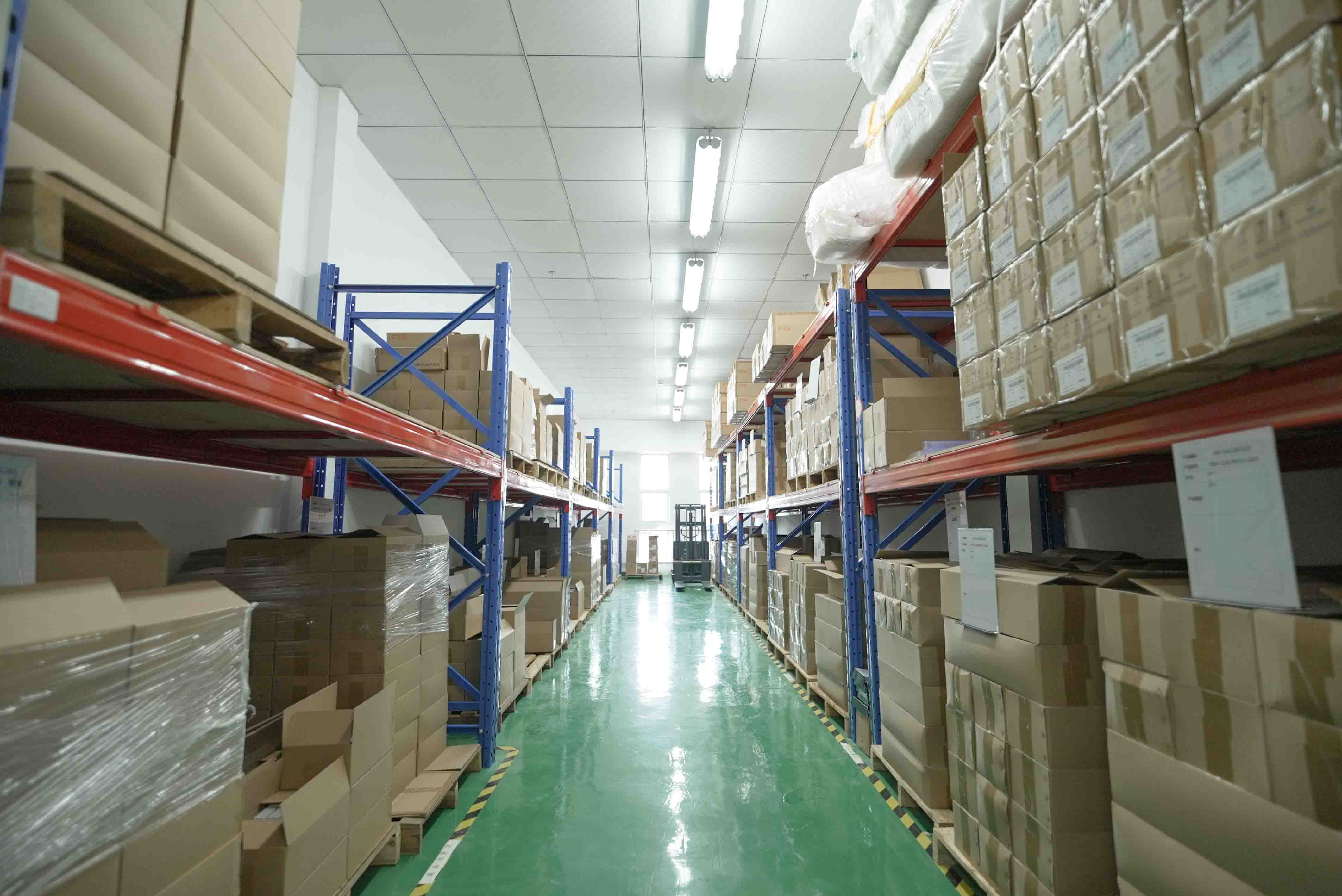 倉(cāng)庫(kù) 倉(cāng)庫(kù)