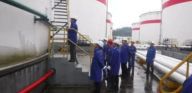 大型油氣儲存基地雷電預警系統(tǒng) 大型油氣儲存基地雷電預警系統(tǒng)