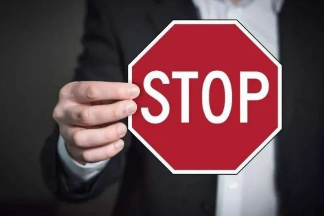 雷電預(yù)警系統(tǒng)助力油庫(kù)安全:解決油庫(kù)雷擊火災(zāi)隱患 雷電預(yù)警系統(tǒng)助力油庫(kù)安全:解決油庫(kù)雷擊火災(zāi)隱患